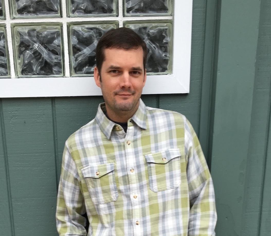 Headshot of Dan Miller